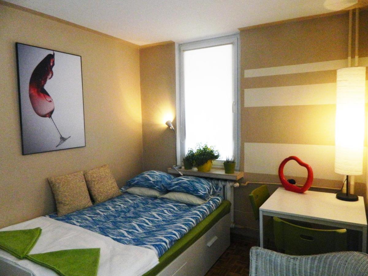 Lama Rooms Varşovia Cameră foto